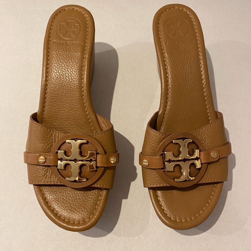 Authentic TORY BURCH Miller Tan & Gold Wedge Leather Sandals Heels SZ 8 1/2 US